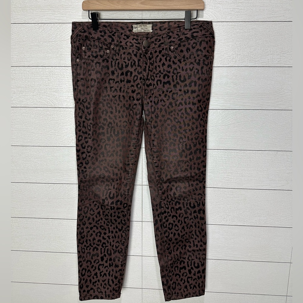 Free People Animal Print Jeans Size 28